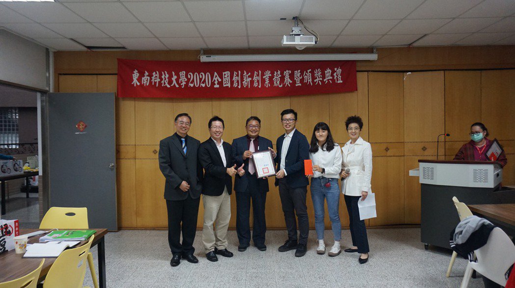 第一名 魯班再造 東南科技大學 創意產品設計系 徐駿獻、李采璇 (指導老師 郭家... This is an image