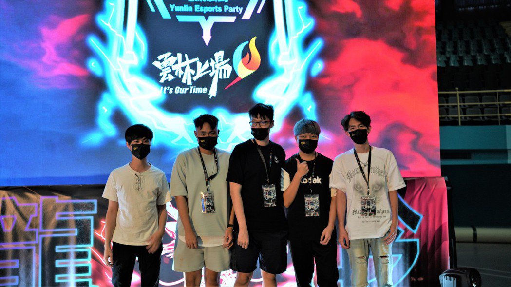 東南科技大學選手合影。 東南科大/提供 This is an image