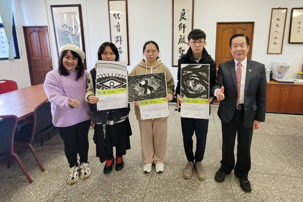 東南科技大學榮獲土耳其巴勒克西爾大學國際插畫雙年展,A作品王瑄宇、B作品林廷印、... This is an image