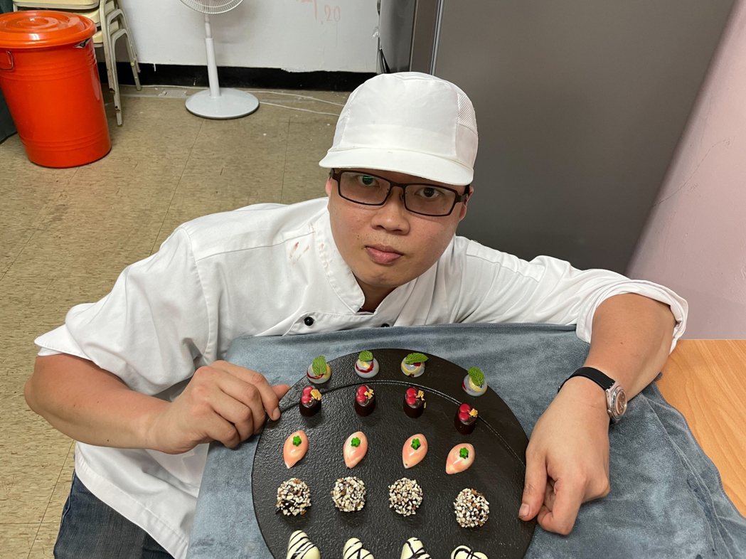 東南科技大學餐旅管理系曾御豪同學巧克力BONBON。 東南科大/提供 This is an image