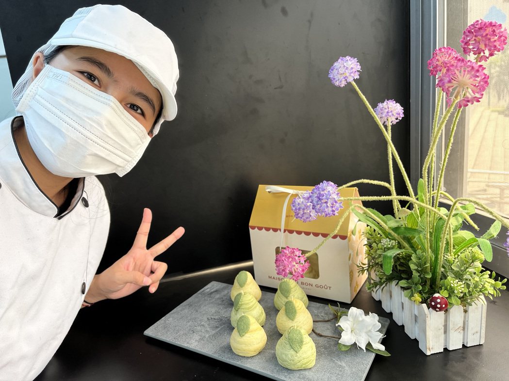 東南科技大學餐旅管理系李世美同學觀光伴手禮。 東南科大/提供 This is an image